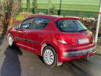 Gebraucht Peugeot 207 75 PS (55 kW) 2011 Rot Limousine