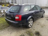 Gebraucht Audi A4 131 PS (96 kW) 2004 Schwarz Kombi