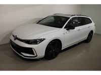 Gebraucht VW Passat R-line 150 PS (110 kW) 2024 Weiß Kombi