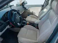 Gebraucht Ford Mondeo 131 PS (96 kW) 2002 Gold Limousine