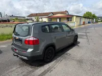 Usado Chevrolet Orlando LT 141 HP (103 kW) 2011 Cinzento Monovolume