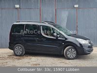 Gebraucht Peugeot Partner Tepee Active 110 PS (80 kW) 2017 Schwarz Van / Kleinbus
