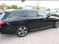 Gebraucht Mercedes E220 Avantgarde 194 PS (142 kW) 2017 Schwarz Limousine
