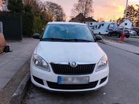 Gebraucht Skoda Fabia 60 PS (44 kW) 2014 Weiß Kleinwagen