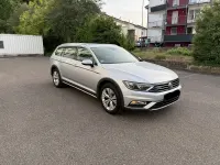 Gebraucht VW Passat Alltrack 220 PS (161 kW) 2018 Silber Kombi