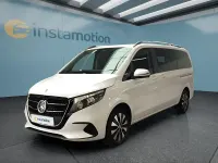 Gebraucht Mercedes V220 163 PS (119 kW) 2024 Weiß Van / Kleinbus