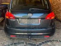 Gebraucht Kia Venga 90 PS (66 kW) 2011 Schwarz Kleinwagen