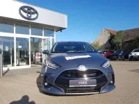 Neu Toyota Yaris 116 PS (85 kW) 2026 Celeste grey Kleinwagen