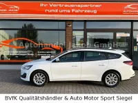 Używany Ford Focus 120 KM (88 kW) 2022 Biały Sedan/Limuzyna
