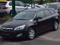 Gebraucht Opel Astra Design Edition 120 PS (88 kW) 2011 Schwarz Kombi