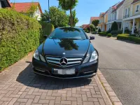 Gebraucht Mercedes E220 170 PS (125 kW) 2012 Schwarz Coupé