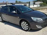 Gebraucht Opel Astra Edition 116 PS (85 kW) 2011 Grau Limousine