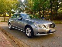 Gebraucht Mercedes E350 Elegance 231 PS (169 kW) 2009 Andere farben Limousine