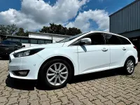 Gebraucht Ford Focus Titanium 125 PS (91 kW) 2017 Weiß Limousine