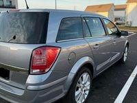 Gebraucht Opel Astra 140 PS (102 kW) 2010 Kombi