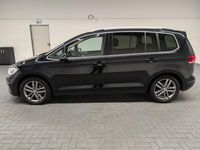 Gebraucht VW Touran Highline 150 PS (110 kW) 2016 Schwarz (tiefschwarzmet.) Van / Kleinbus