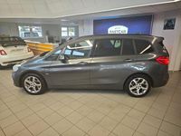 Gebraucht BMW 220 Sport Line 192 PS (141 kW) 2017 Grau Kombi