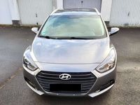 gebraucht Hyundai i40 Kombi blue 1.7 CRDi Style