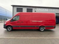 Gebraucht Mercedes Sprinter 170 PS (125 kW) 2022 Rot Van