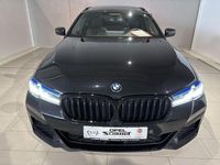 Gebraucht BMW 530 Performance 286 PS (210 kW) 2023 Schwarz Kombi