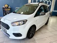 Gebraucht Ford Tourneo Courier Sport 101 PS (74 kW) 2018 Weiß Van / Kleinbus