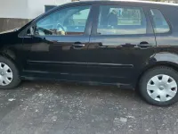 Gebraucht VW Polo 60 PS (44 kW) 2009 Schwarz Kleinwagen