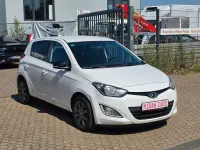 Gebraucht Hyundai i20 Classic 86 PS (63 kW) 2014 Weiß Kleinwagen