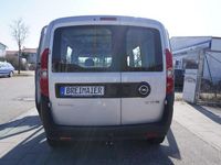 Second-hand Opel Combo 105 CP (77 kW) 2015 Argintiu Monovolum