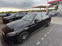 Gebraucht Mercedes C300 258 PS (189 kW) 2018 Schwarz Limousine