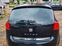 Gebraucht Seat Altea 105 PS (77 kW) 2011 Schwarz Limousine
