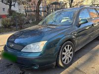 Gebraucht Ford Mondeo 125 PS (91 kW) 2001 Grün Kombi