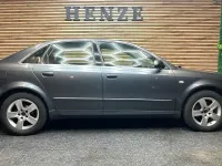 Gebraucht Audi A4 130 PS (95 kW) 2001 Silber Limousine