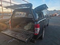 Gebraucht Ford T 160 PS (117 kW) 2017 Schwarz Abholung