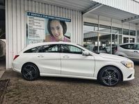 Gebraucht Mercedes CLA200 156 PS (114 kW) 2015 Calcitweiss  unilack Kombi