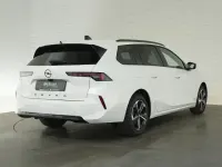 Gebraucht Opel Astra 131 PS (96 kW) 2024 Arktis weiß Kleinwagen