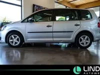 Usata VW Touran Trendline 105 CV (77 kW) 2011 Argento Monovolume
