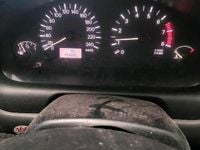 Gebraucht Mitsubishi Carisma 90 PS (66 kW) 1998 Grau Limousine