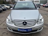 Gebraucht Mercedes B180 109 PS (80 kW) 2006 Silber Van / Kleinbus