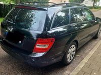 Gebraucht Mercedes C200 Elegance 136 PS (100 kW) 2013 Schwarz Kombi