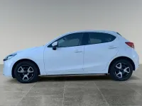 Gebraucht Mazda 2 Center-Line 75 PS (55 kW) 2023 Arctic white Kleinwagen