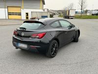 gebraucht Opel Astra GTC Astra J1.4T / JBL / S.heft / TÜV neu / PDC