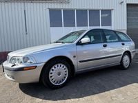 Second-hand Volvo V40 165 CP (121 kW) 2000 Argintiu Break