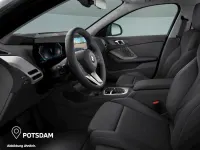 Nowe BMW 118 Performance 150 KM (110 kW) 2026 Srebrny Hatchback