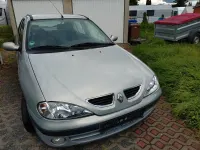 Gebraucht Renault Mégane Privilege 107 PS (78 kW) 2000 Silber Limousine