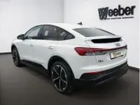 Neu Audi e-tron 250 kW (340 PS) 2026 Weiß (gletscherweiß metallic) SUV