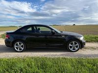Gebraucht BMW 118 143 PS (105 kW) 2013 Schwarz Kleinwagen
