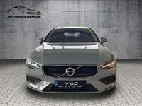 Gebraucht Volvo V60 Core 120 PS (88 kW) 2024 Grau Kombi