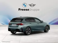 Neu BMW 120 Performance 163 PS (119 kW) 2026 Grün Kleinwagen