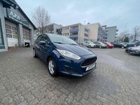 Gebraucht Ford Fiesta Trend 95 PS (69 kW) 2017 Blau Kleinwagen