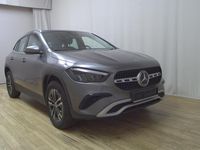 Gebraucht Mercedes GLA180 116 PS (85 kW) 2023 Mountaingrau  met. (metallic) SUV
